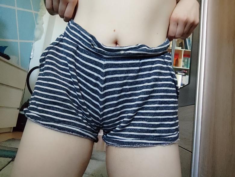 gestreifte Schlafshorts