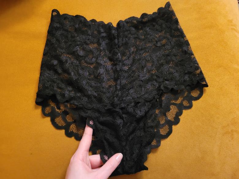 Sexy juicy Spitzenhöschen