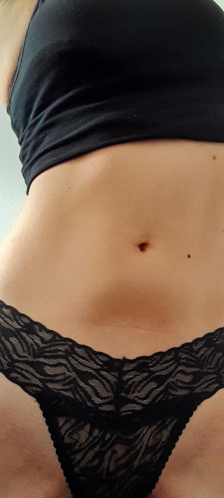 Schwarzer Spitzenslip