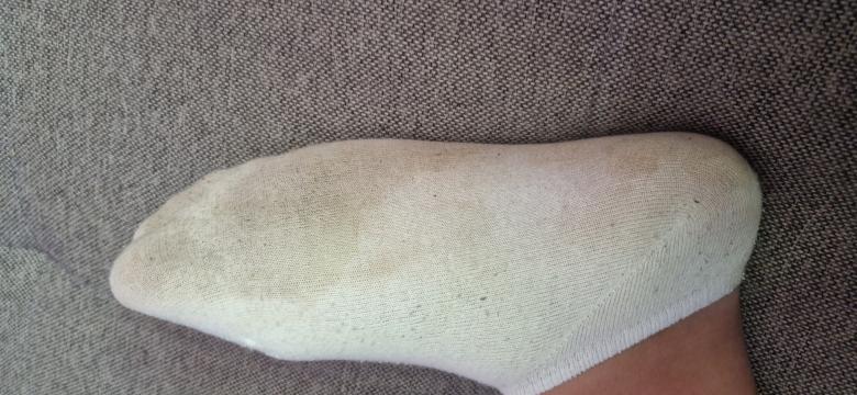 Verschwitzte Sneakersocken Gr. 40