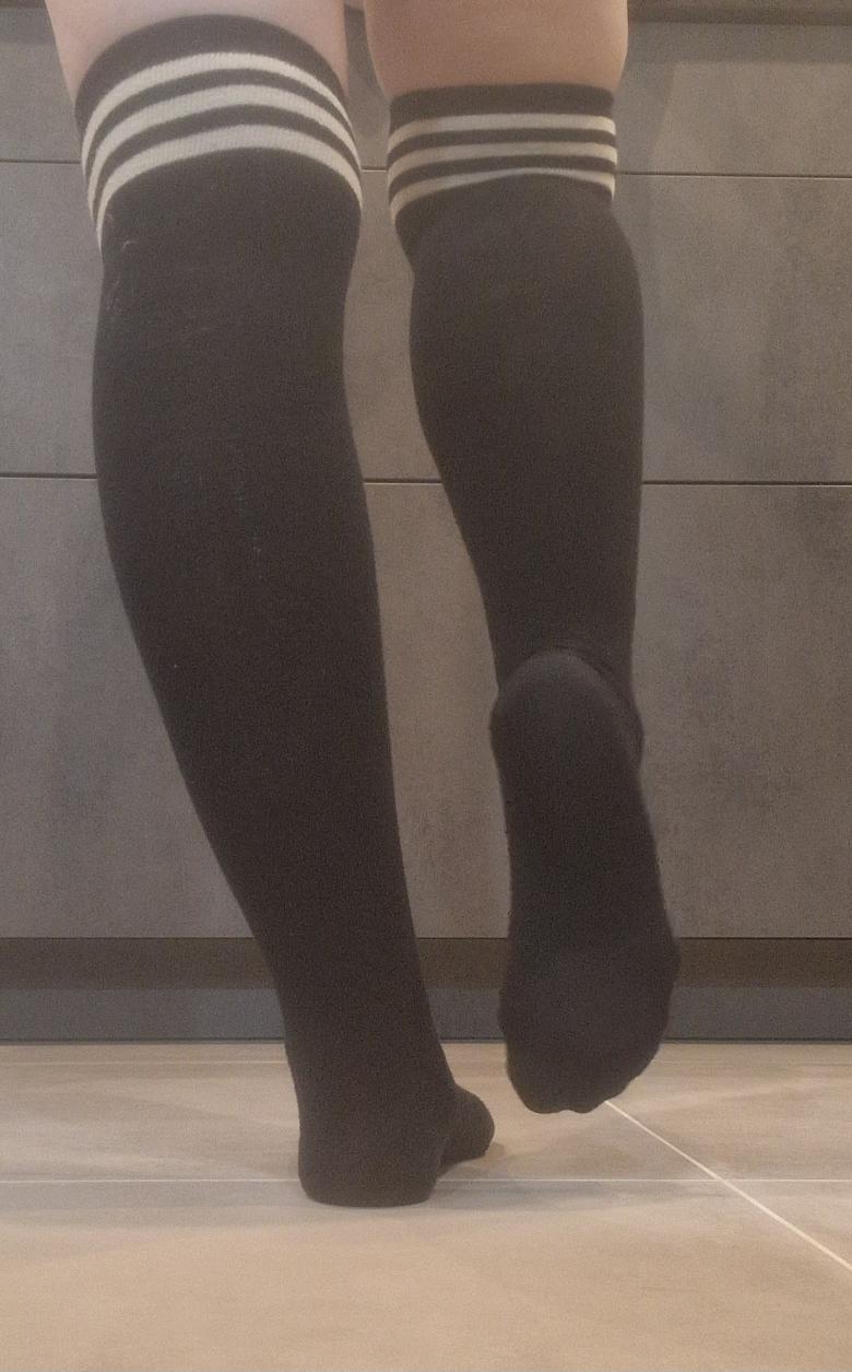 Getragene Kniestrümpfe