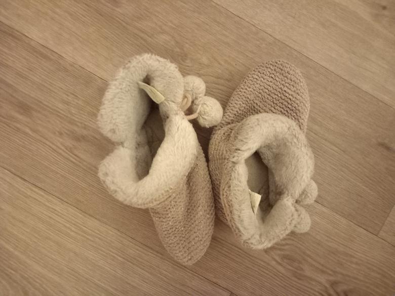 Rosa Hausschuhe Größe 33