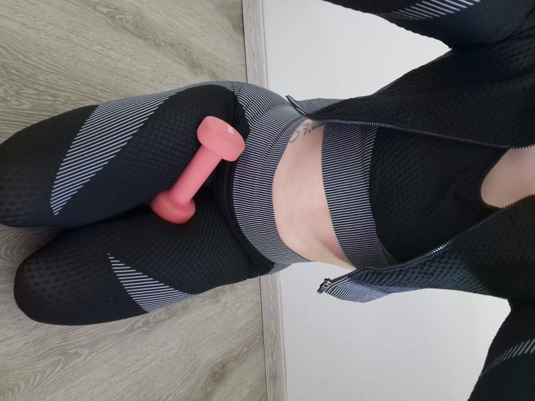 Eingeschwitzter Sportanzug