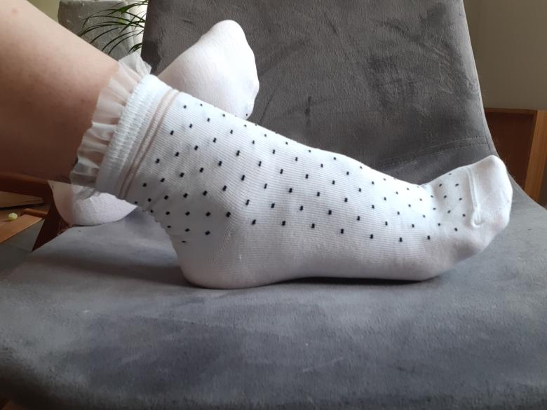 Schwitzesöckchen mit Rüschen