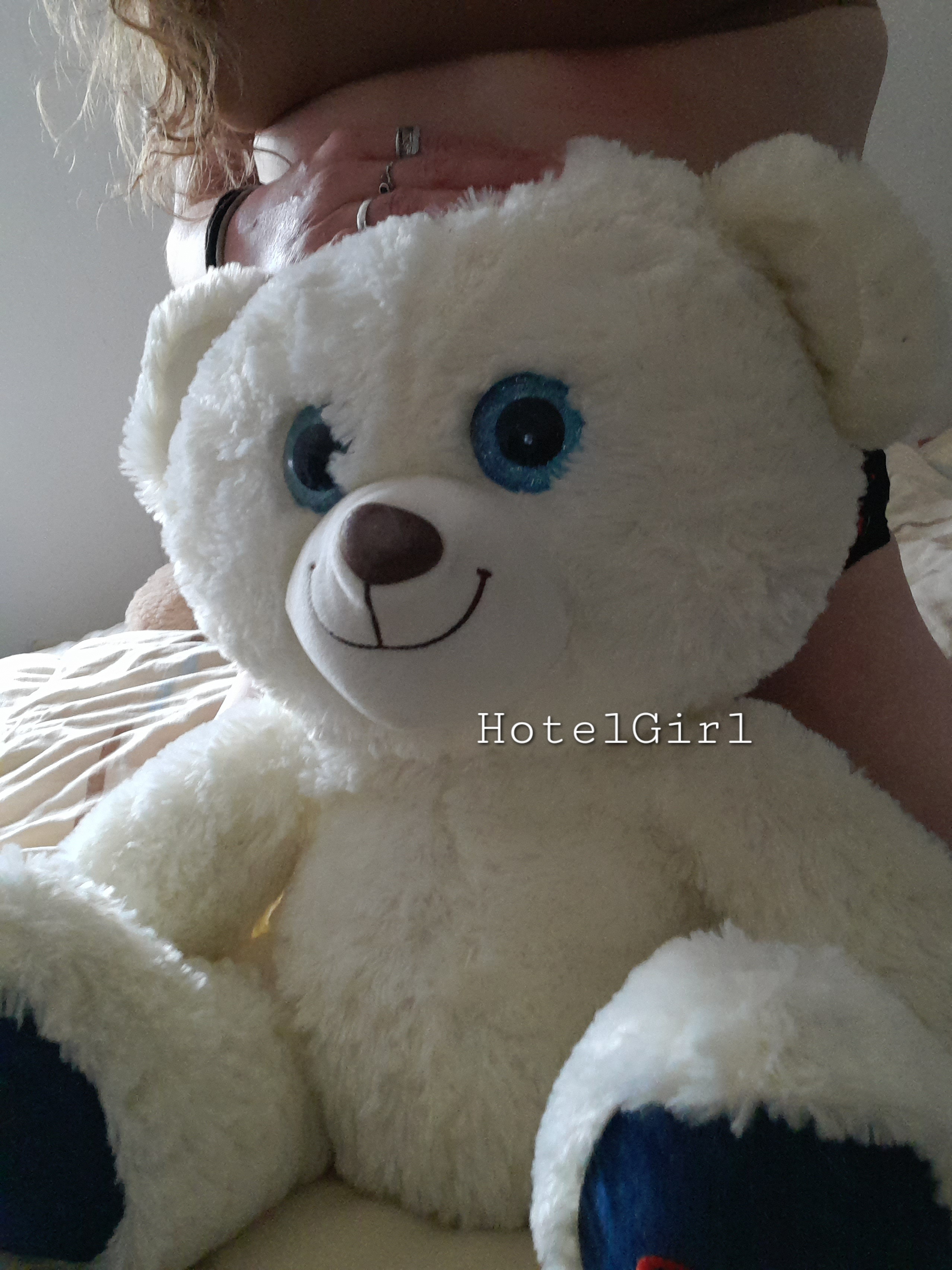 Großer Kuschelteddy