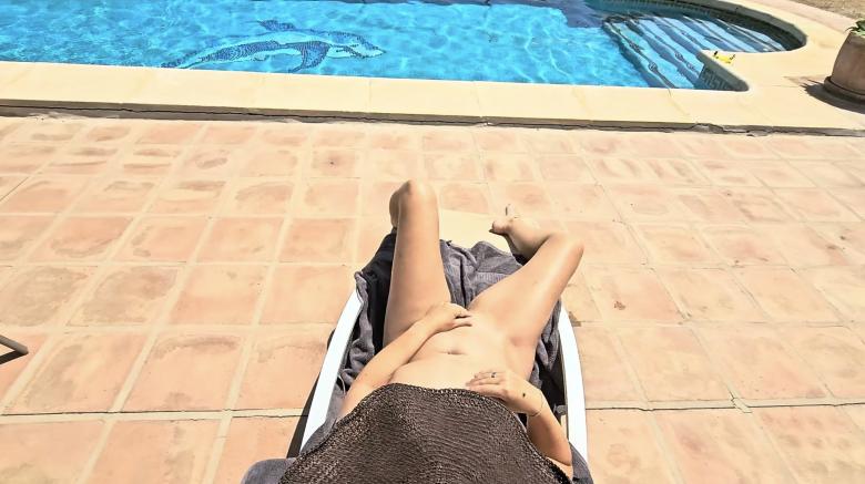👒☀️🔥🥵 Soloplay Video am Pool