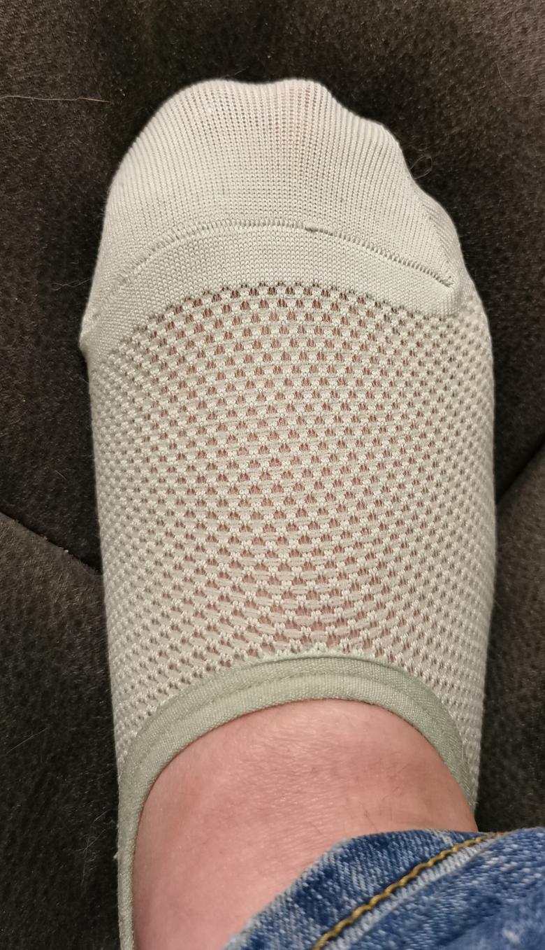 Getragene duftende Socken zu verkaufen