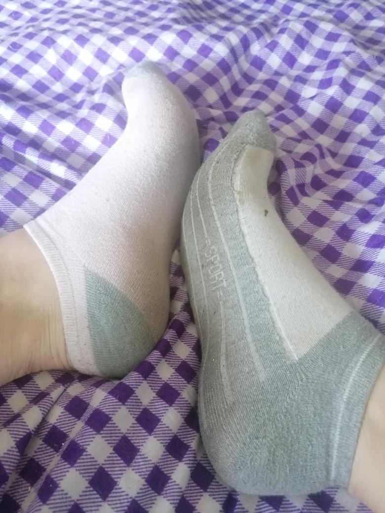 Verschiedene dreckige Socken