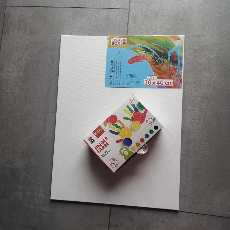 Bunter Fußabdruck Fingerfarbe