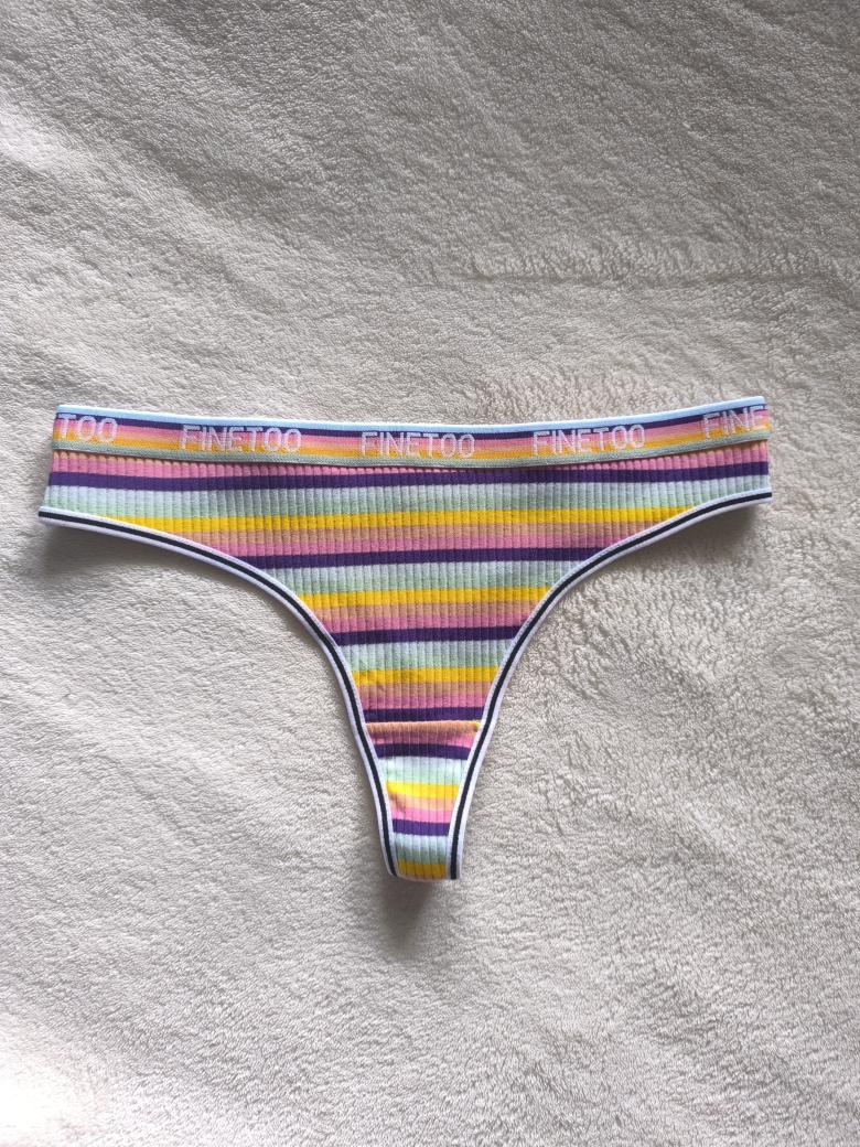 Streifen String 🌈