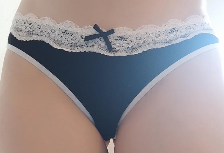 🖤schwarzer Tanga mit weißer Spitze 🖤