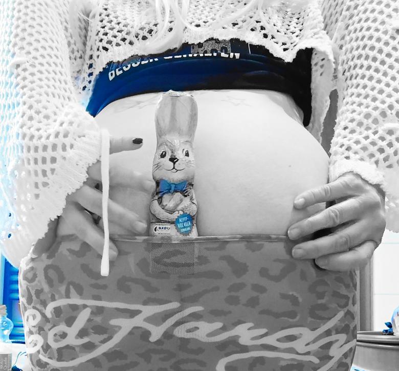 5 Osterhasen mit KV gefüllt