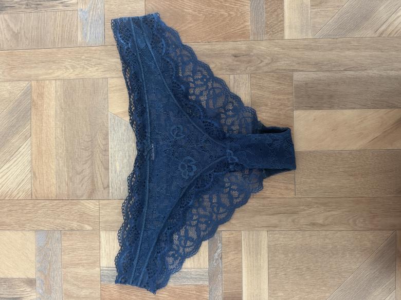 👙 Getragener Slip – “Zart & echt