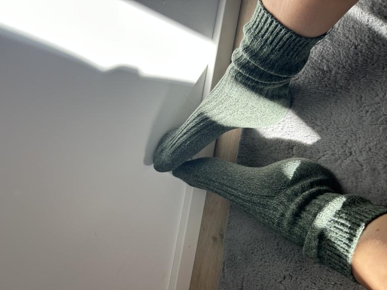 Strickstrümpfe auf süßen Füßen 🌲