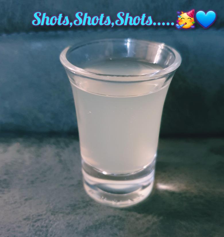 Exclusiven Sq.urt Saft Shot!!!