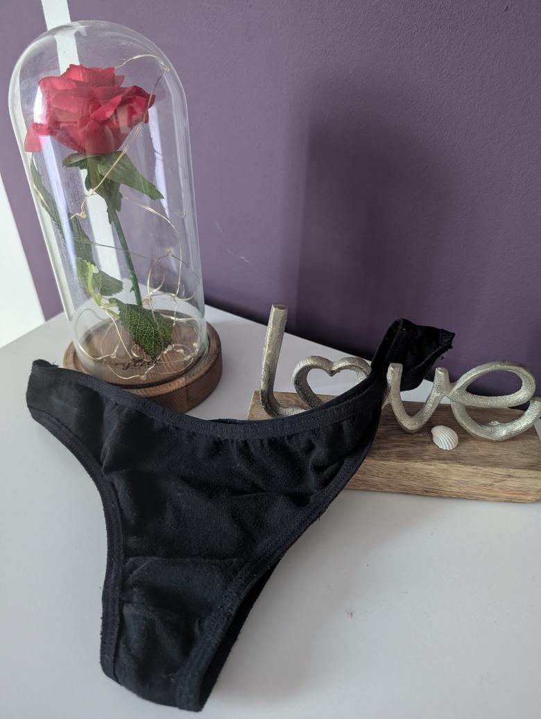 Klassisch Schwarzer Tanga