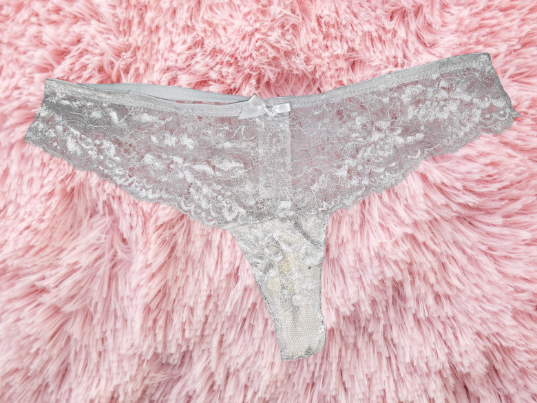 Sexy String sucht genau dich😏💋