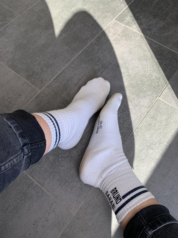 Dreckige Tennissocken