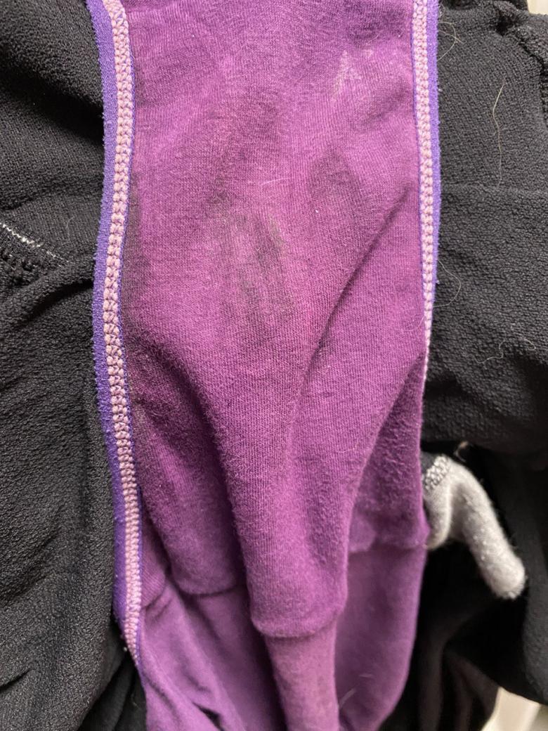 dreckiger ausgeleierter XXL Slip